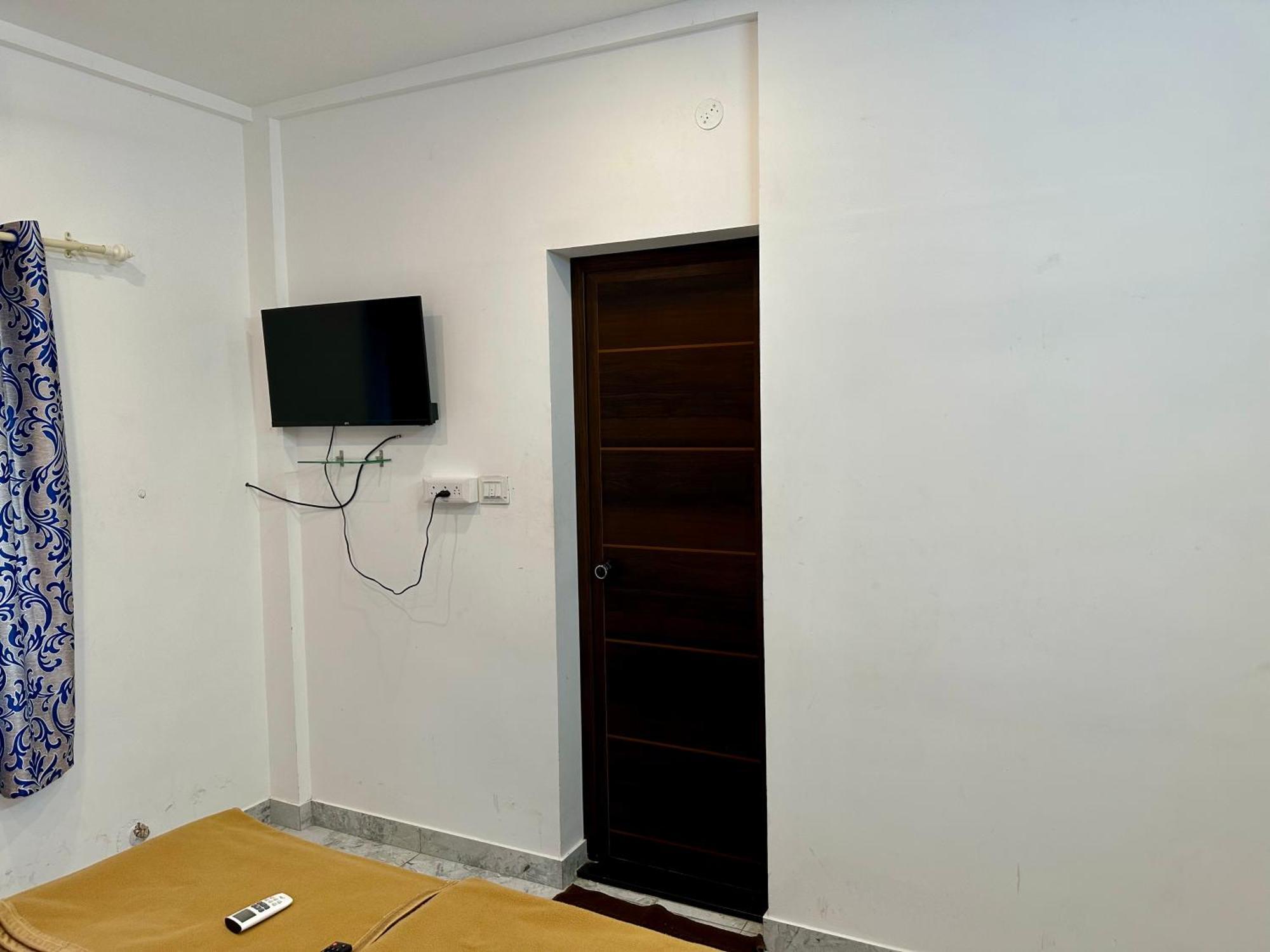 M M Residency Hotel Kochi Kültér fotó