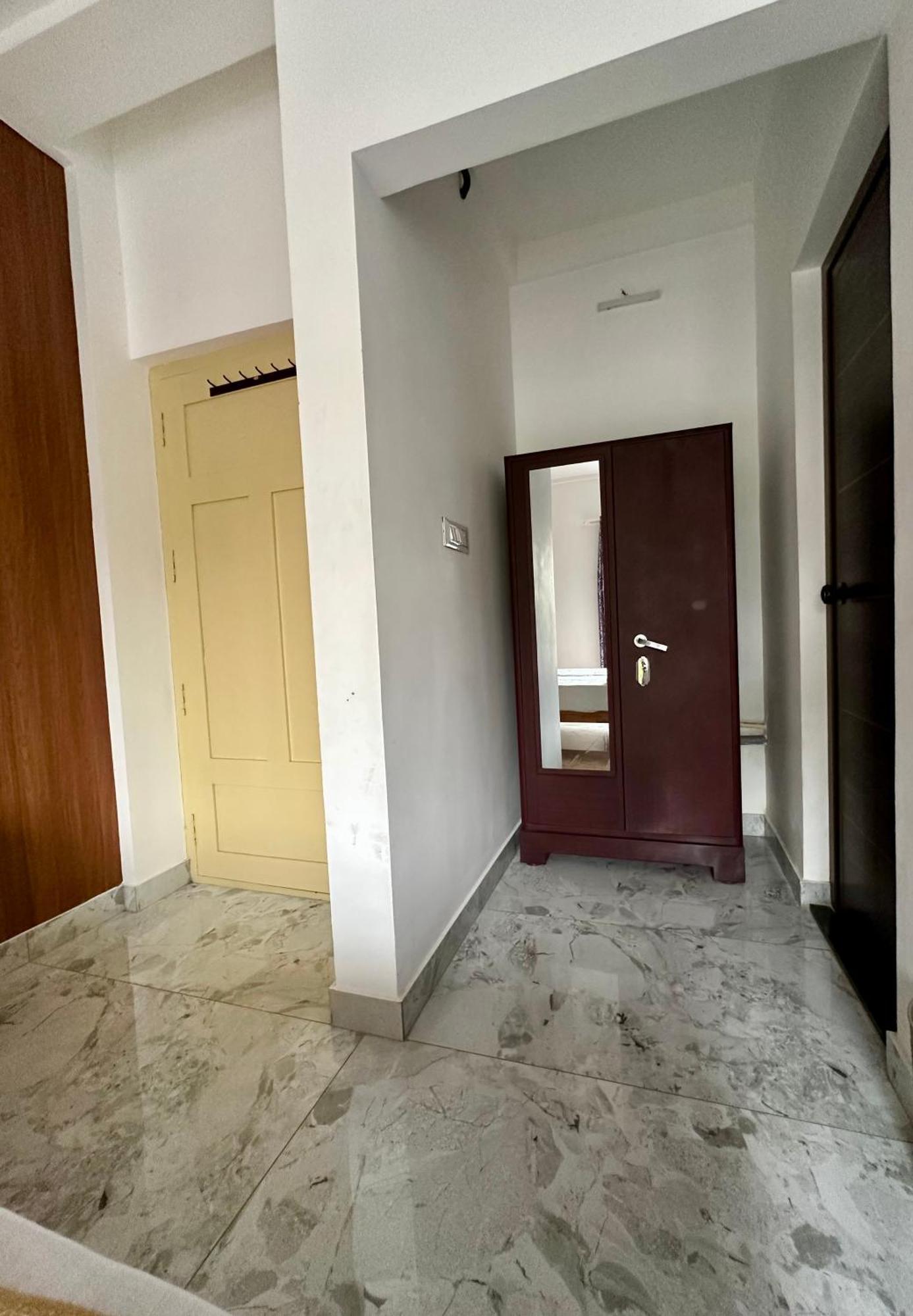 M M Residency Hotel Kochi Kültér fotó
